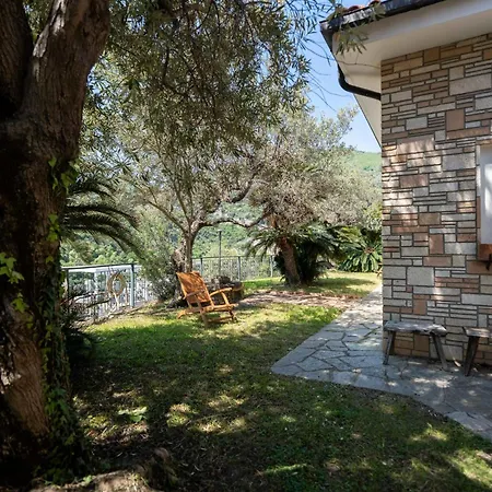 Villa Girasole By Interhome