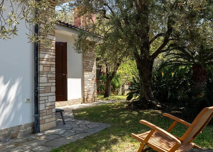 Girasole By Interhome Alassio