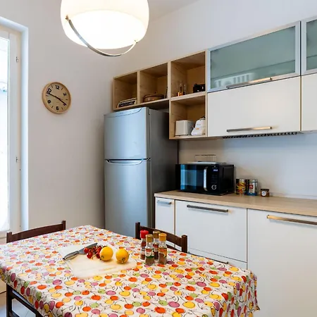 Girasole By Interhome וילה