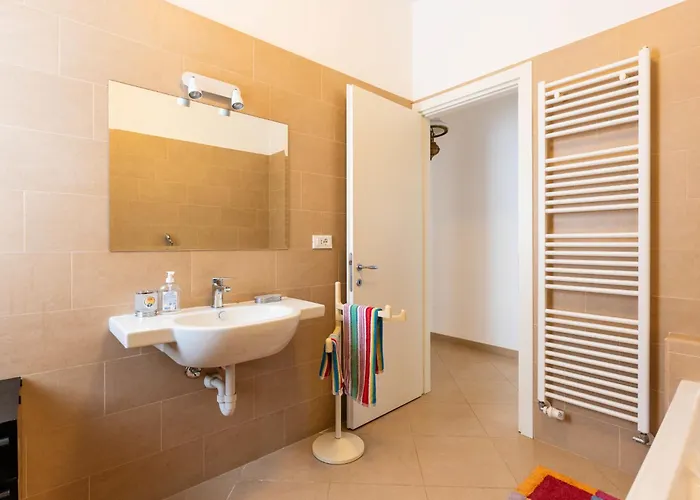 Vila Girasole By Interhome